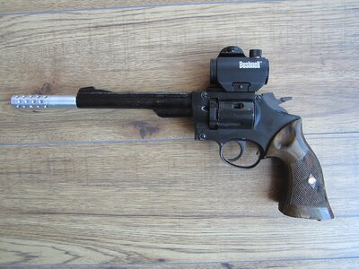 Cr38T Magnum 004b.jpg